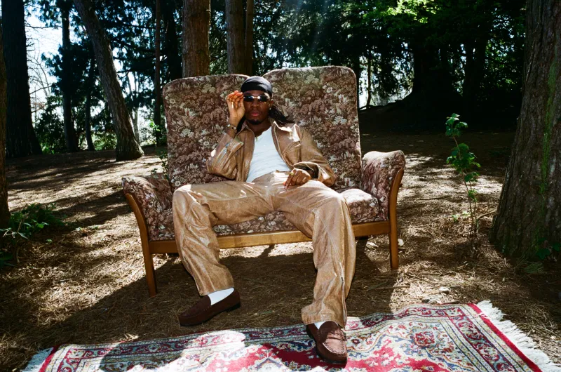 - file://J4N2ZMSJMQrYA8aA